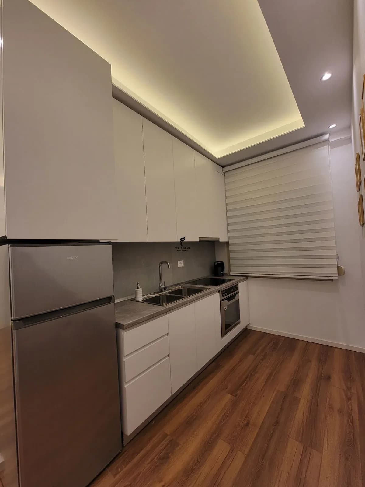 APARTAMENT ME QERA 1+1 RRUGA DURRESIT 600 EURO 2