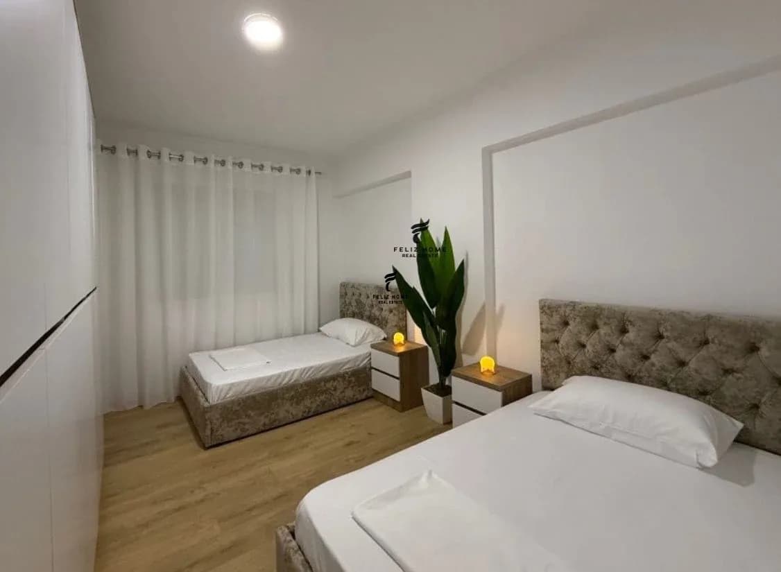 APARTAMENT ME QERA 2+1+2 LIQENI THATE 80.000 LEKE 3