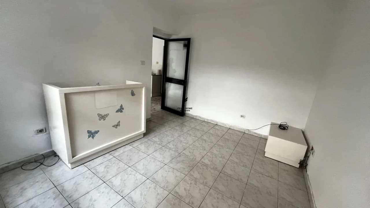 SHITET APARTAMENT 1+1 MYSLYM SHYR 130.000 EURO 2