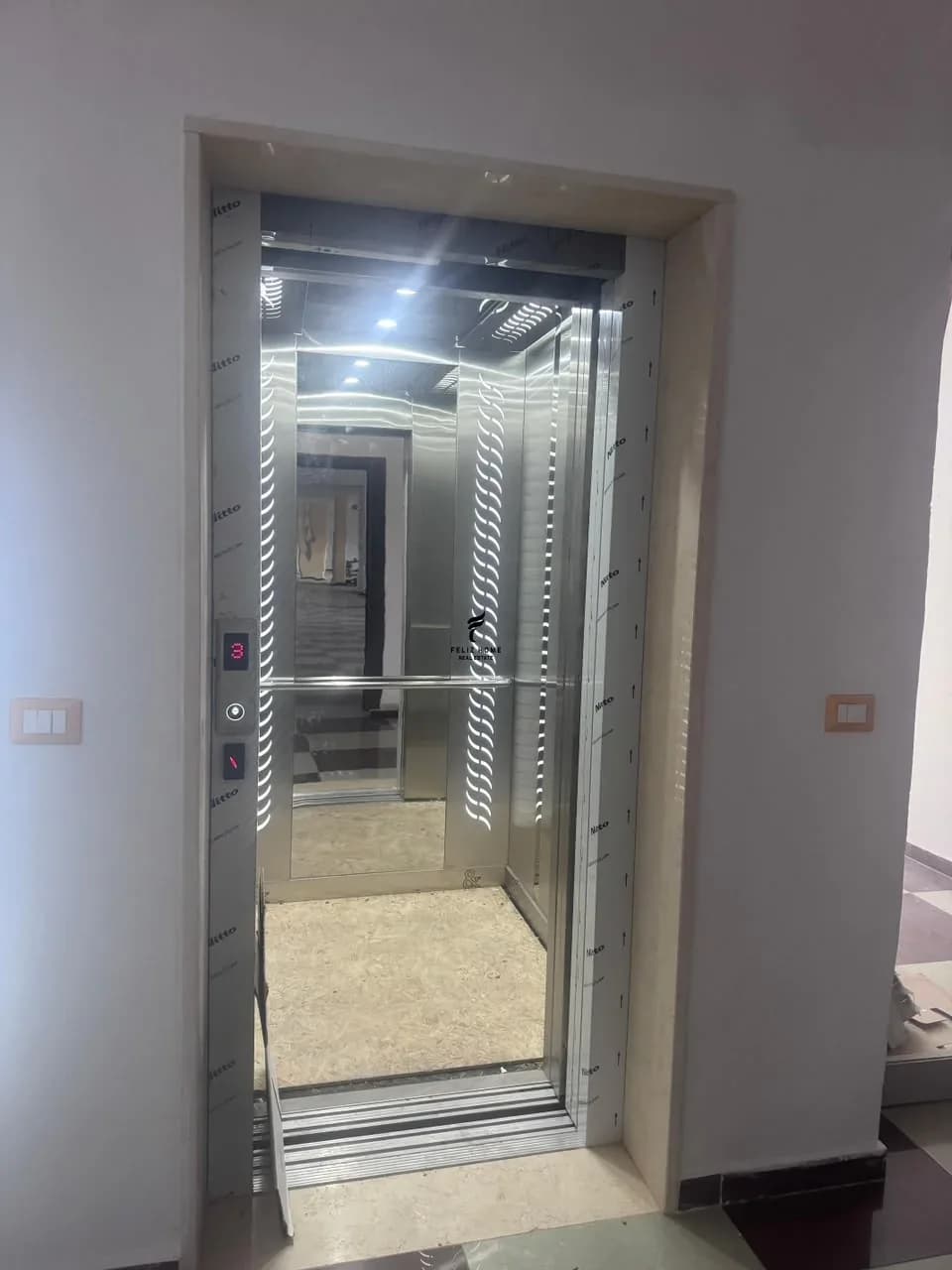 AMBIENT BIZNESI ME QERA 1250 M2 VAQARR 3800 EURO 3