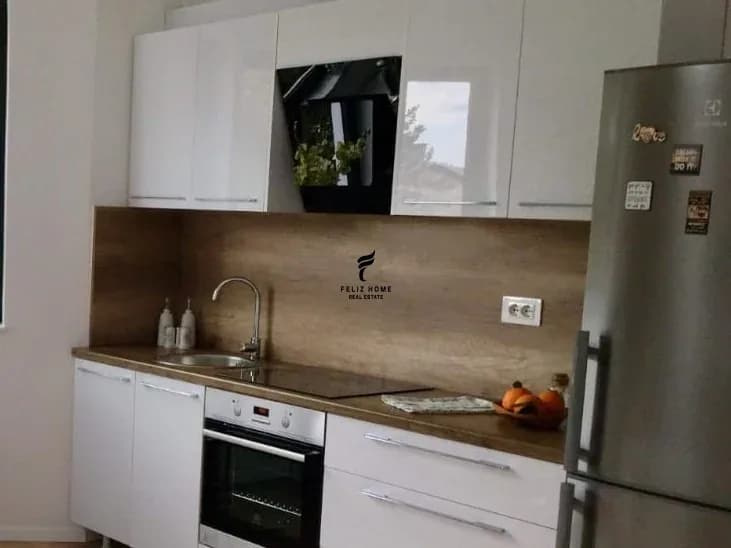 APARTAMENT ME QERA 1+1 STACIONI I TRENIT 50.000 LEKE 3
