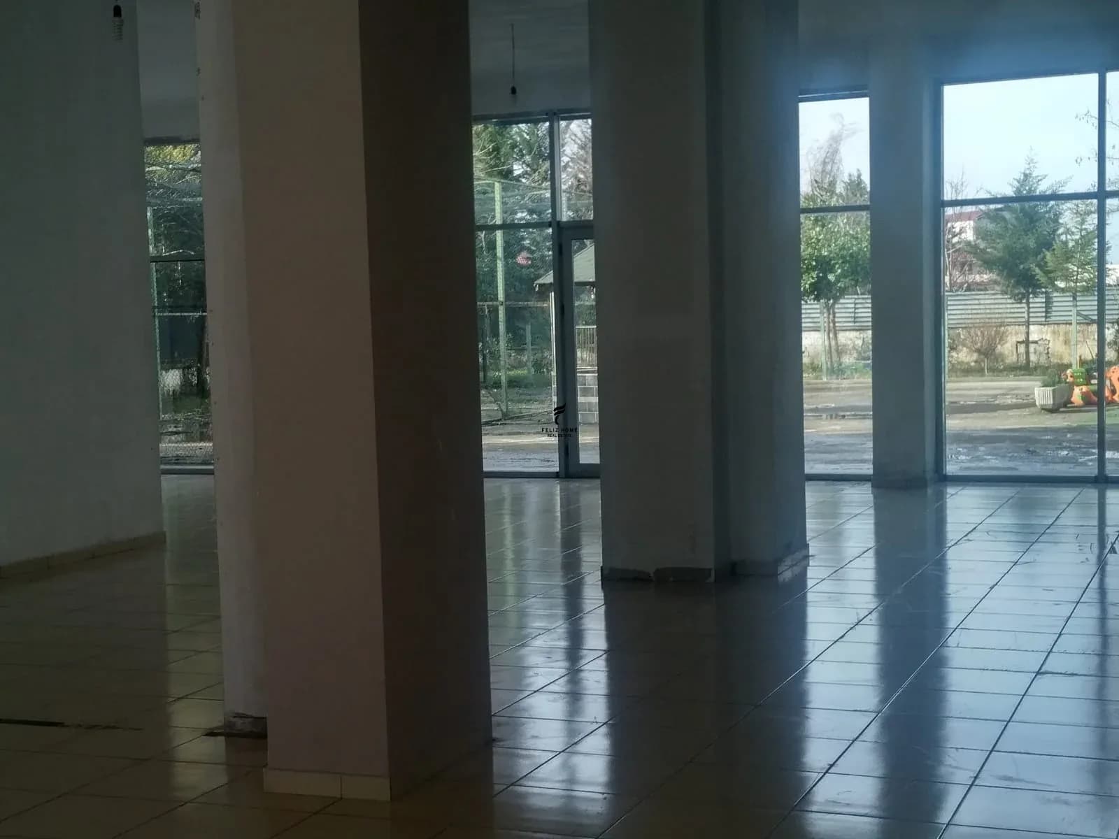 SHITET DYQAN 194 M2 CASA ITALIA 65.000.000 LEKE 2