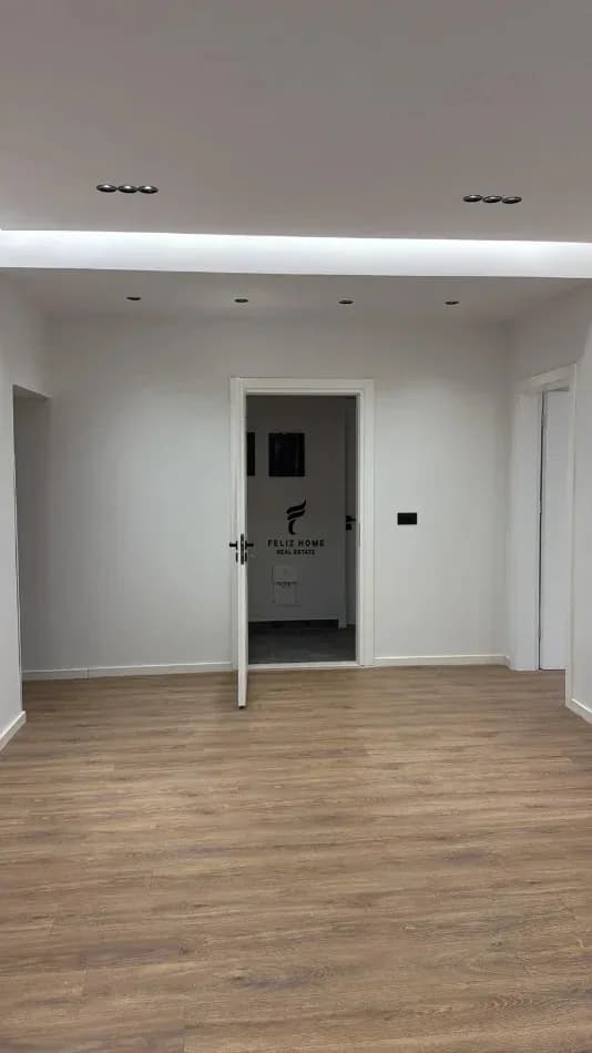 ZYRE ME QERA 70 M2 VASIL SHANTO 550 EURO 2