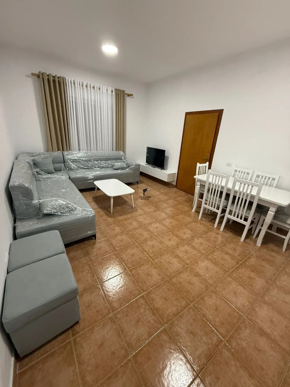 APARTAMENT ME QERA 1+1 5 MAJI 50.000 LEKE 2