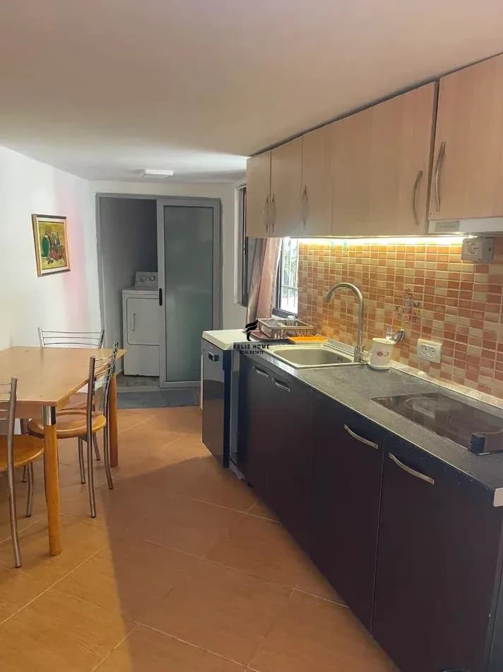 APARTAMENT ME QERA 1+1 KOMUNA PARISIT 45.000 LEKE 2
