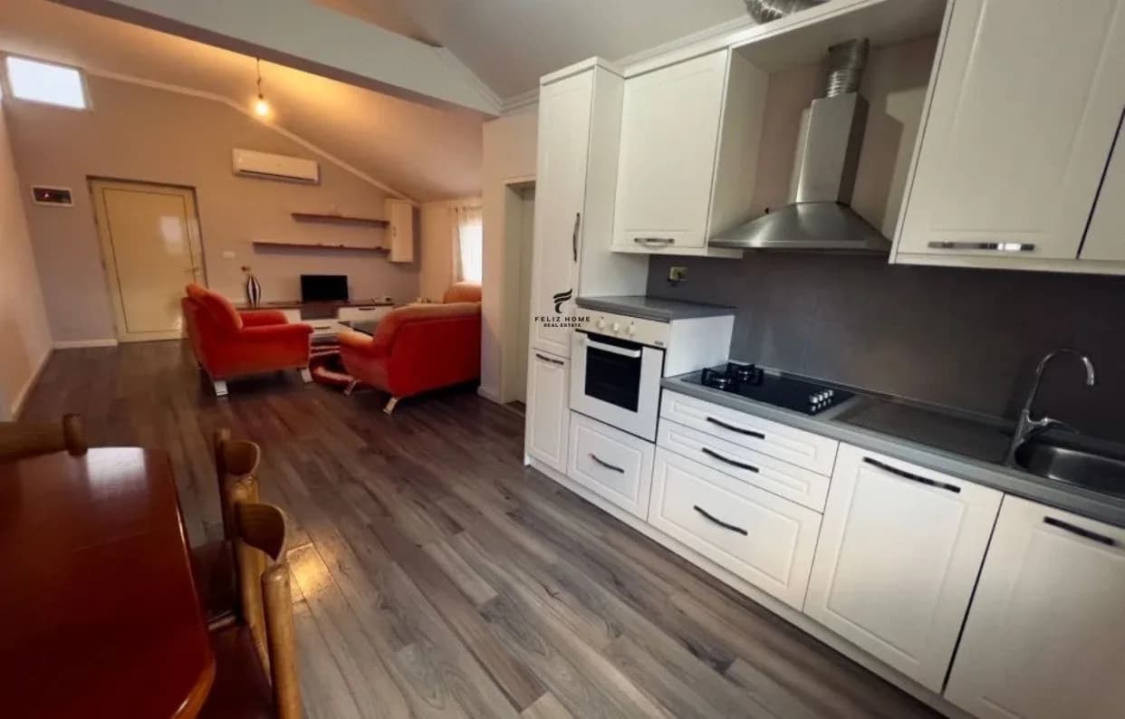APARTAMENT ME QERA 2+1 QYTET STUDENTI 510 EURO 2