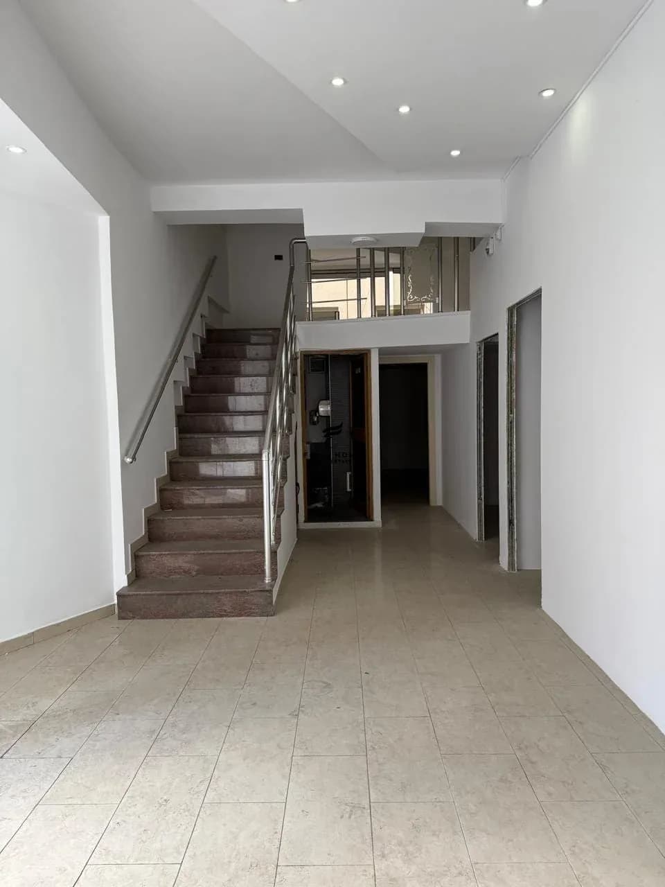 SHITET DYQAN DUPLEX 150 M2 RRUGA E ELBASANIT 530.000 EURO 2