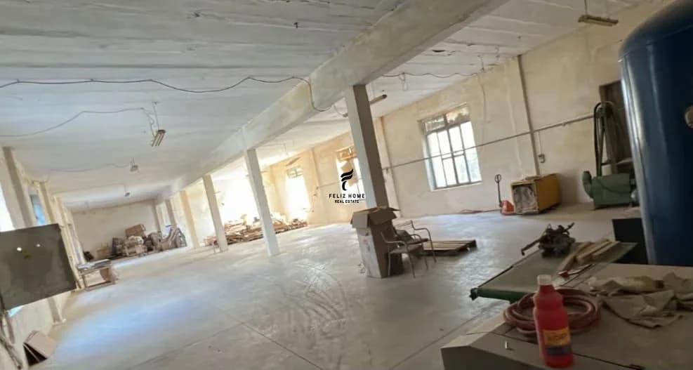 MAGAZINE ME QERA 1010 M2 MISTO MANE 4.800 EURO
