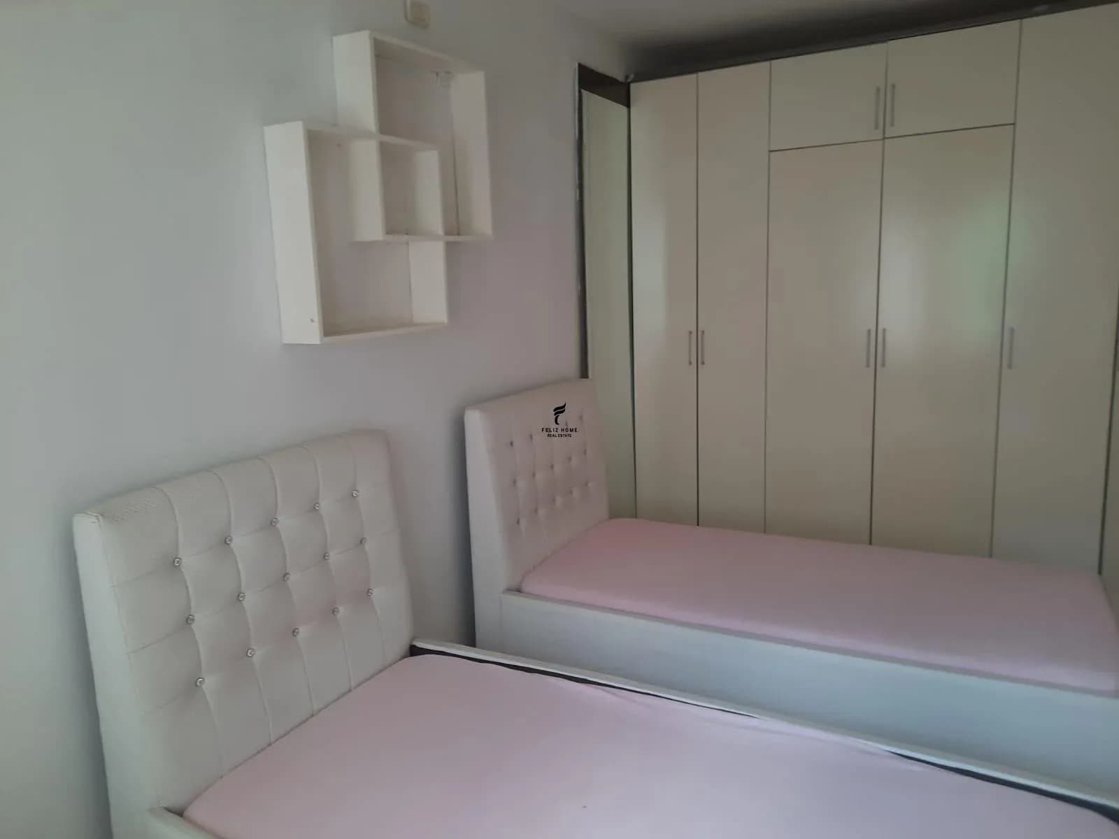 APARTAMENT ME QERA 2+1 VASIL SHANTO 70.000 LEKE 4