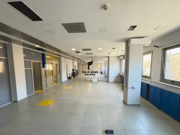 ZYRE ME QERA 916 M2 RRUGA E KAVAJES 18.000 EURO