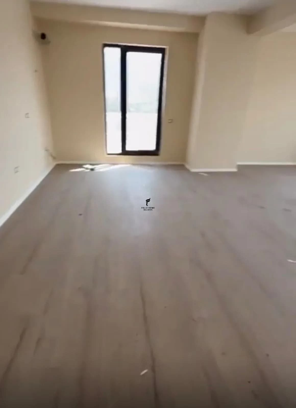 ZYRE ME QERA 125 M2 RRUGA E DIBRES 800 EURO 2