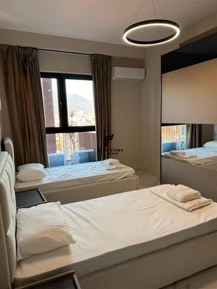 APARTAMENT ME QERA 3+1+2 RRUGA E KAVAJES 1.900 EURO 4