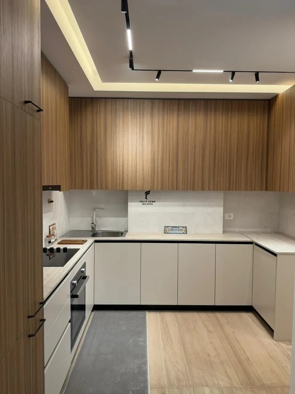 APARTAMENT ME QERA 1+1 ZOGU I ZI 72.000 LEKE 4