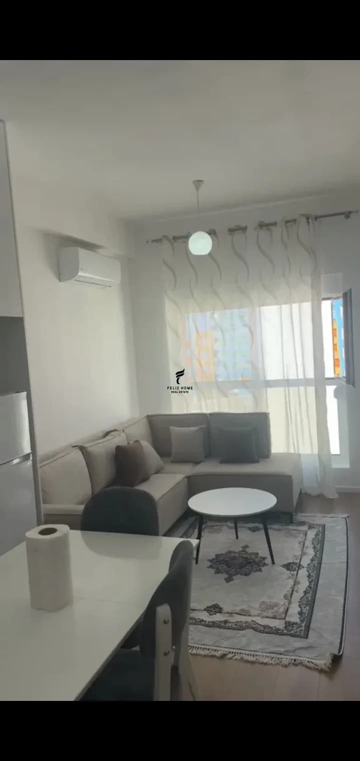 APARTAMENT ME QERA 1+1 ALI DEM 450 EURO
