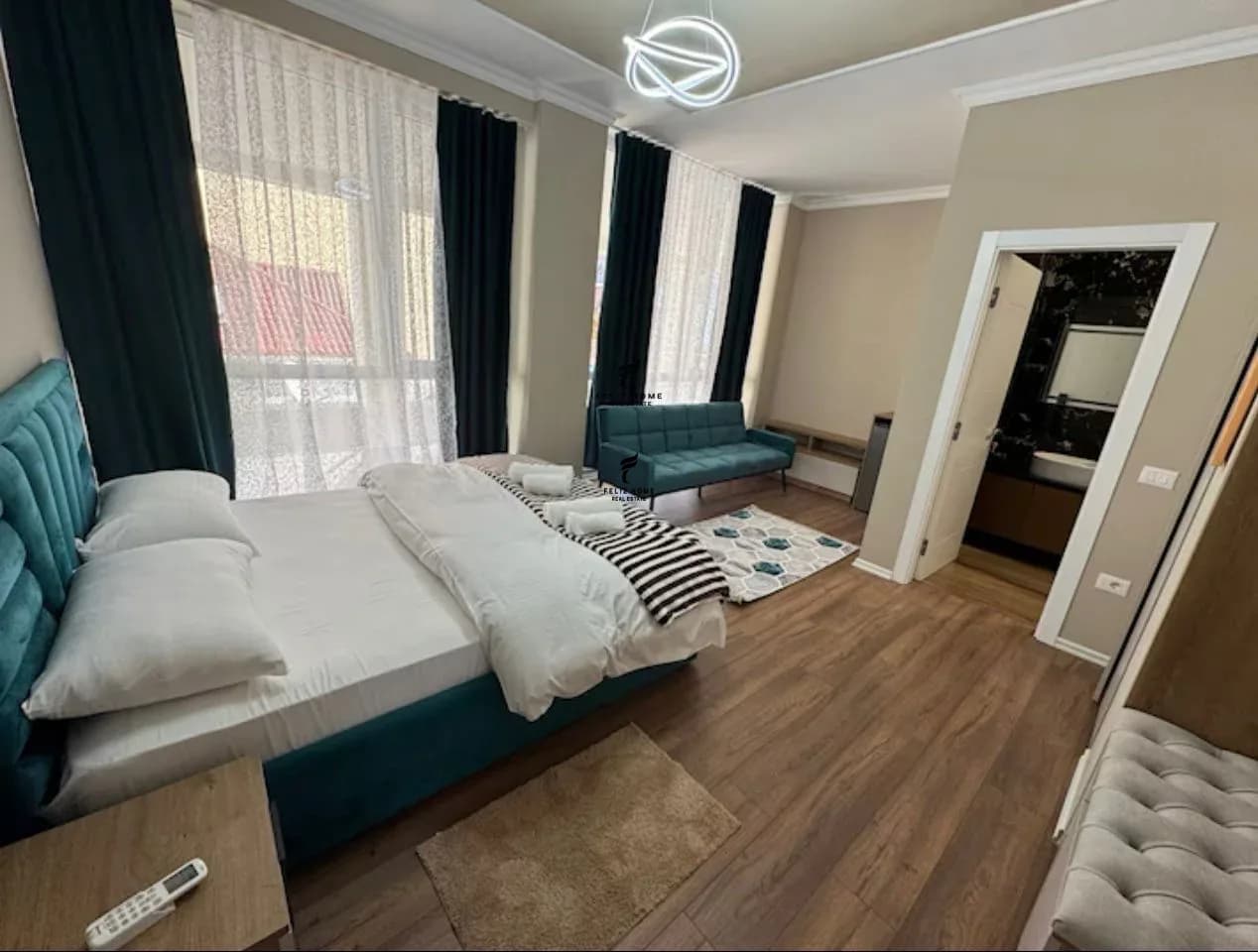 APARTAMENT ME QERA 2+1+2 RRUGA E DIBRES 90.000 LEKE 4