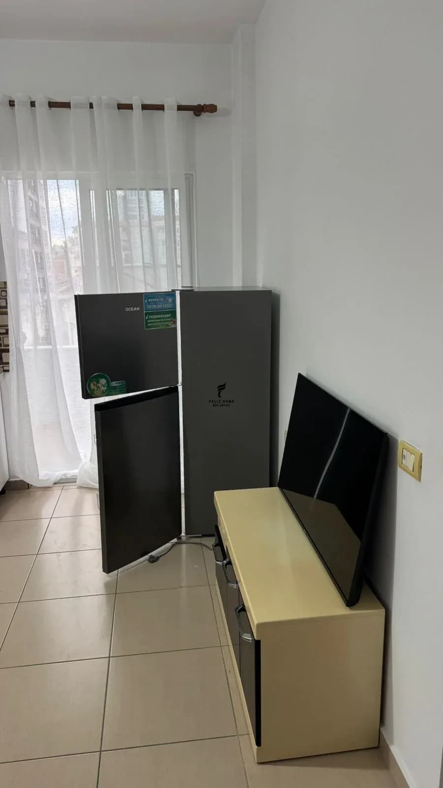 APARTAMENT ME QERA 1+1 RRUGA 5 MAJI 450 EURO 3