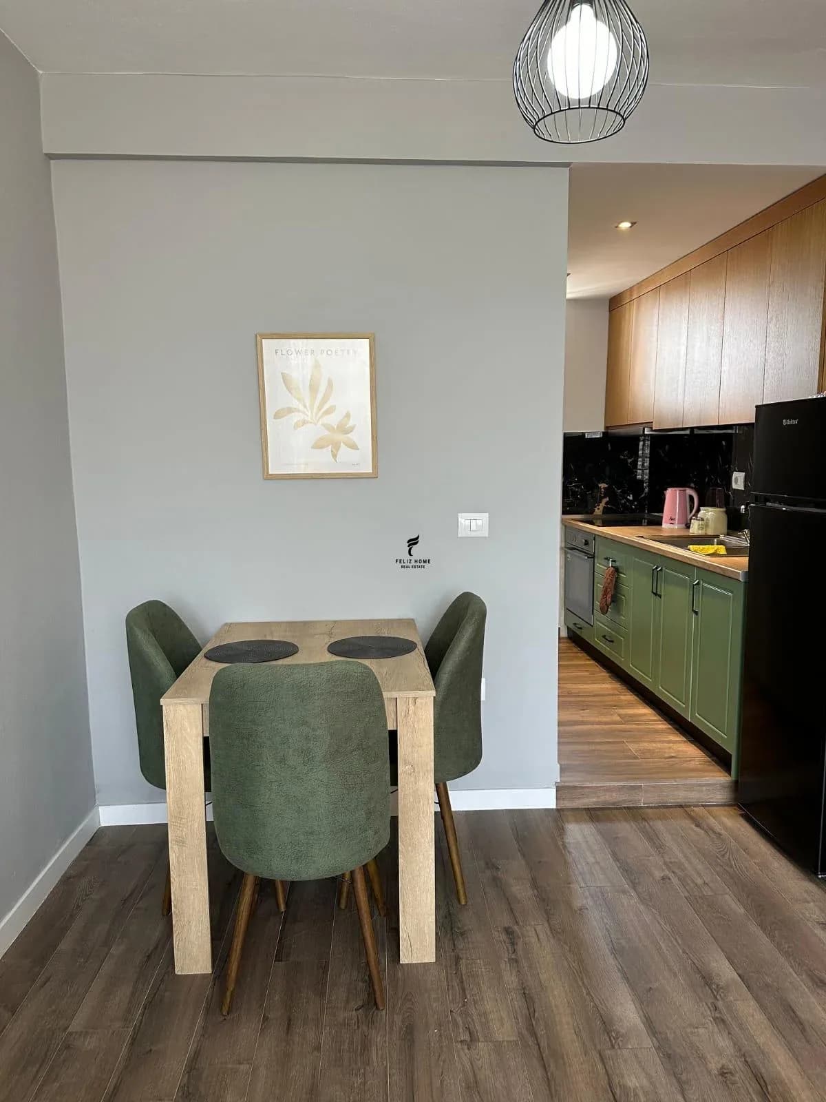APARTAMENT ME QERA 1+1 PAZARI I RI 65.000 LEKE 4