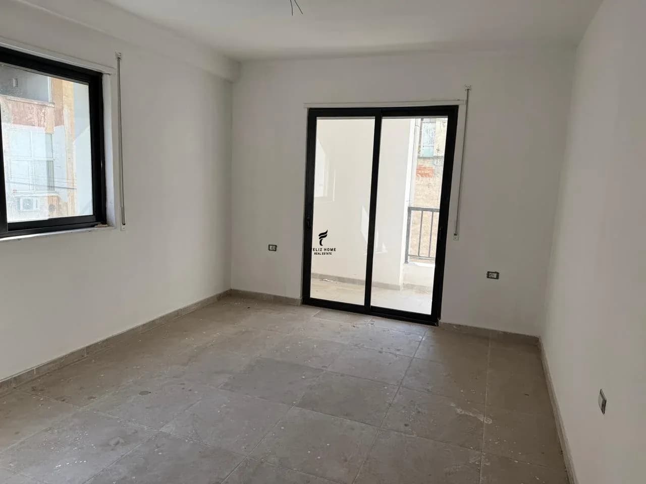 APARTAMENT ME QERA 3+1 RRUGA DURRESIT 90.000 LEKE 2