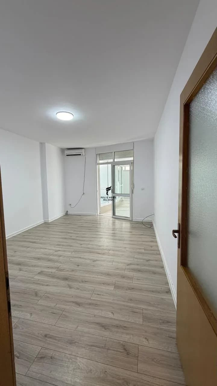 ZYRE ME QERA 130M2 ISH EKSPOZITA 80.000 LEKE 3