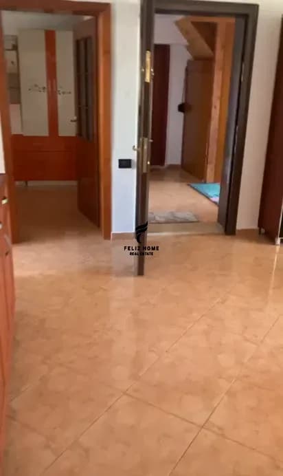 APARTAMENT ME QERA 3+1 PAZARI RI 70.000 LEKE 2
