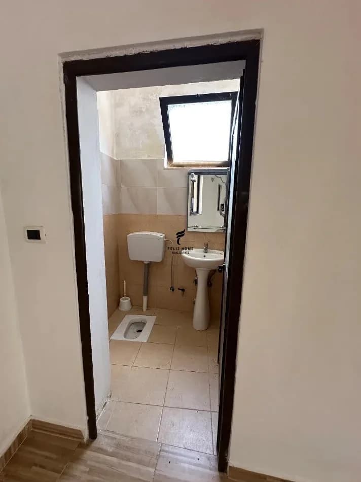 MAGAZINE ME QERA 220 M2 TEG 1.000 EURO 3