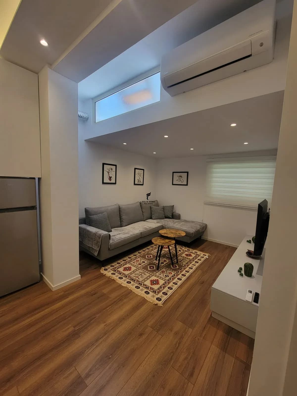 APARTAMENT ME QERA 1+1 RRUGA E DURRESIT 55.000 LEKE