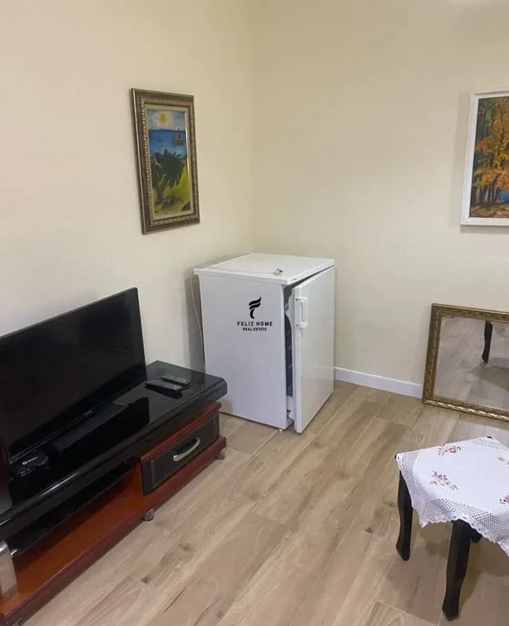 APARTAMENT ME QERA 1+1 MYSLYM SHYRI 50.000 LEKE 3