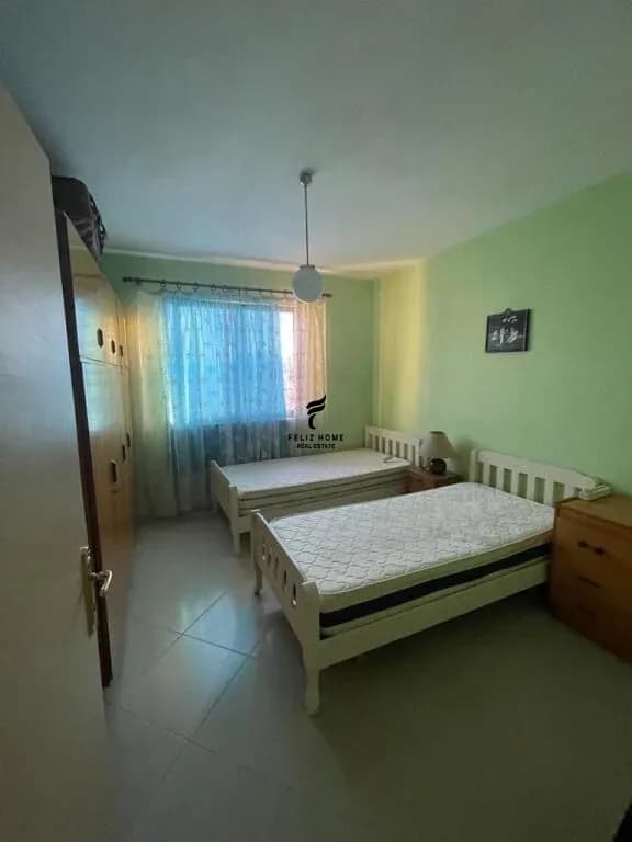 APARTAMENT ME QERA 2+1 PORCELAN 40.000 LEKE 3