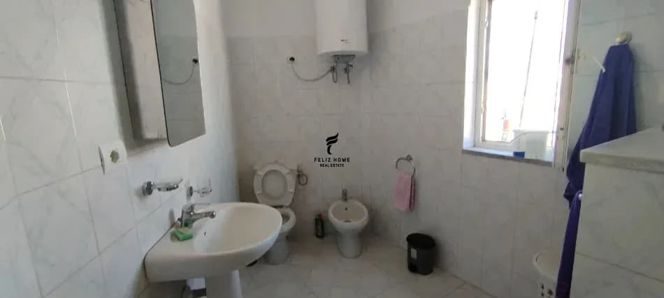 APARTAMENT ME QERA 1+1 RRUGA E ELBASANIT 55.000 LEKE 4