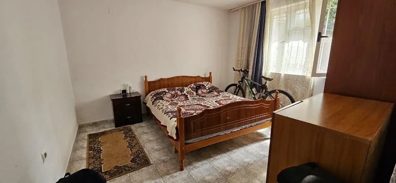 APARTAMENT ME QERA 1+1 KOMUNA PARISIT 45.000 LEKE 3