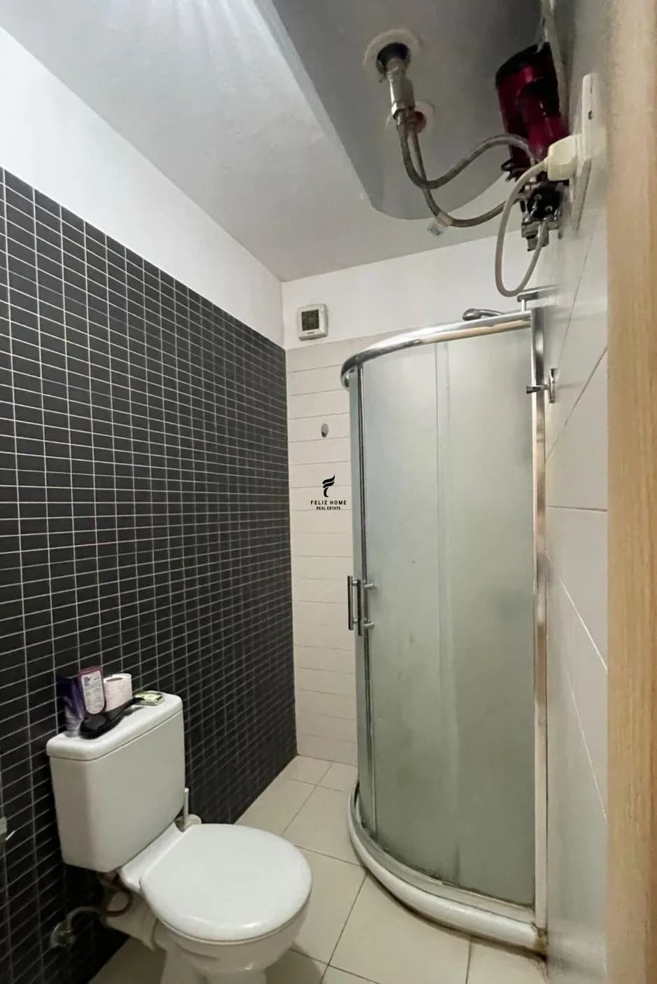 APARTAMENT ME QERA 2+1+2 QYTET STUDENTI 55.000 LEKE 4