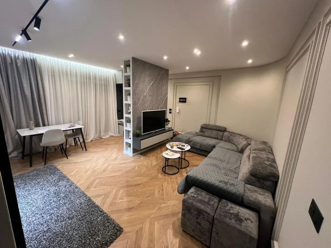 APARTAMENT ME QERA 1+1 KODRA E DIELLIT 1 65.000 LEKE 3