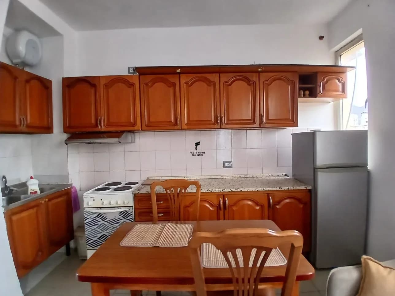 APARTAMENT ME QERA 2+1 RRUGA E DURRESIT 65.000 LEKE 4