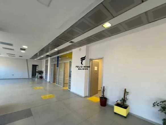 ZYRE ME QERA 916 M2 RRUGA E KAVAJES 18.000 EURO 2