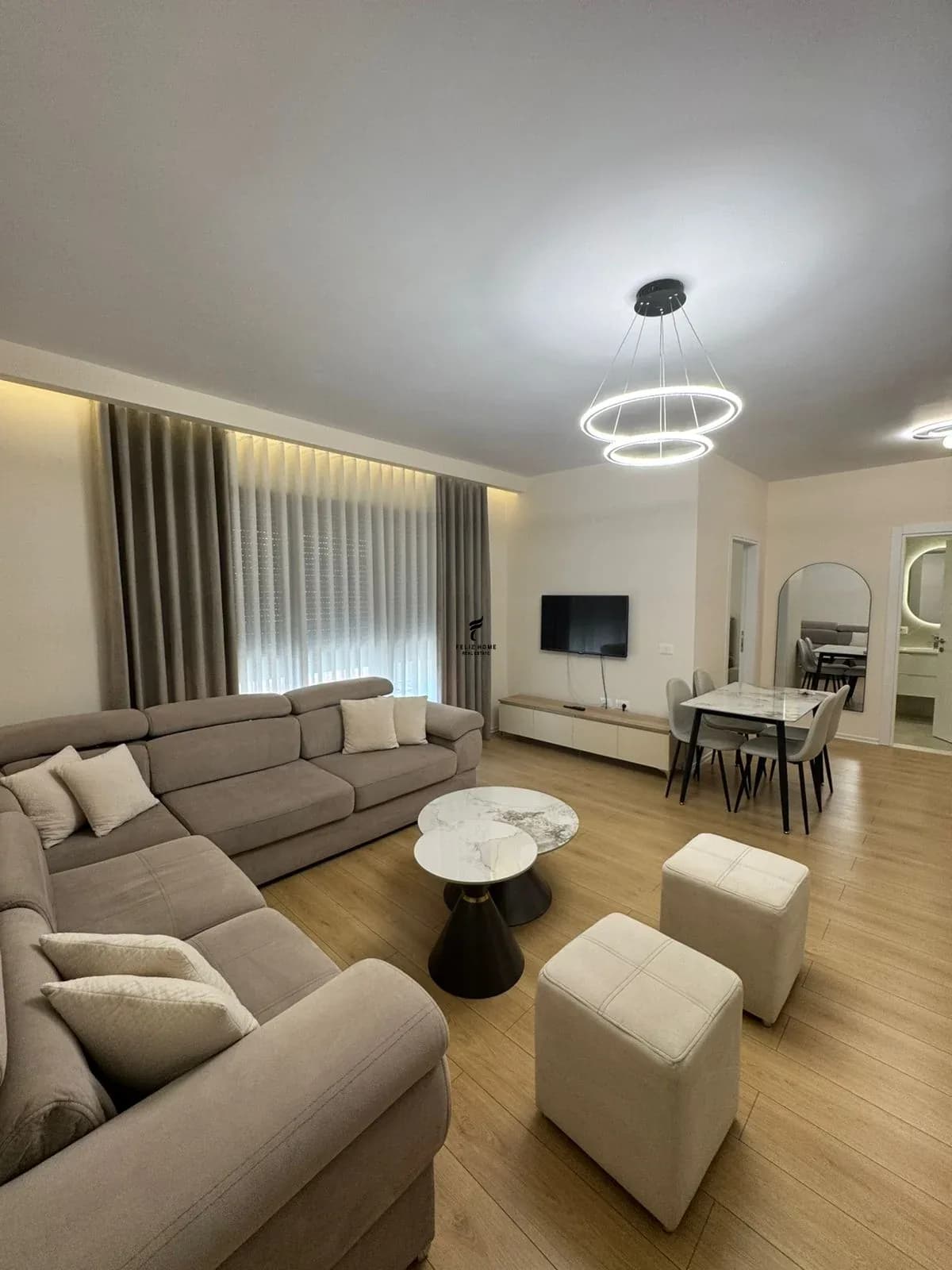 APARTAMENT ME QERA 1+1 BULEVARDI I RI 60.000 LEKE