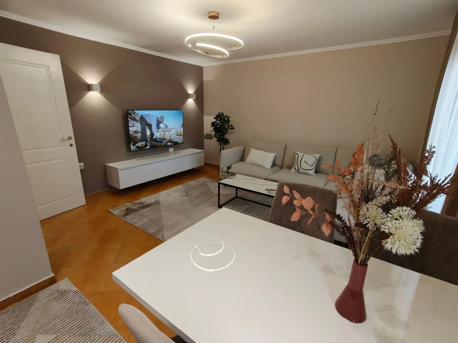 SHITET APARTAMENT 1+1 SELVIA 14.500.000 LEKE 2