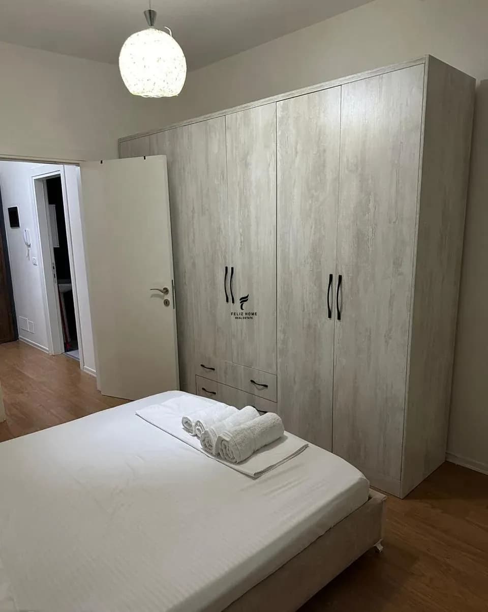 APARTAMENT ME QERA 1+1 BRRYL 50.000 LEKE 4