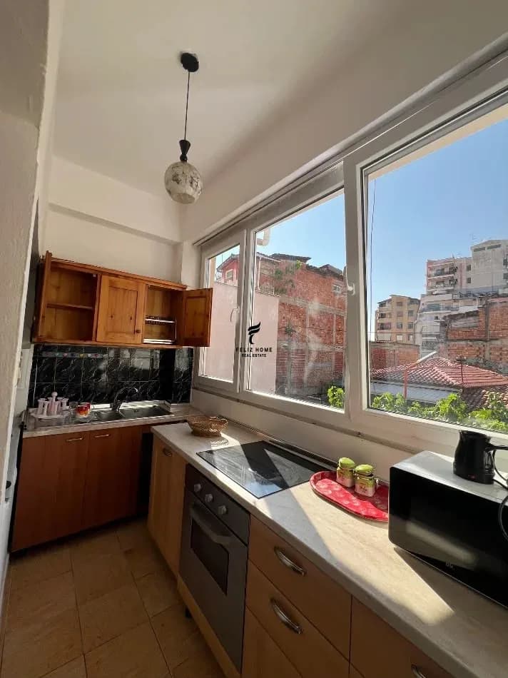 APARTAMENT ME QERA 1+1 RRUGA RIZA CEROVA 45.000 LEKE 3