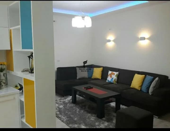 SHITET APARTAMENT 2+1 21 DHJETORI 242.000 EURO