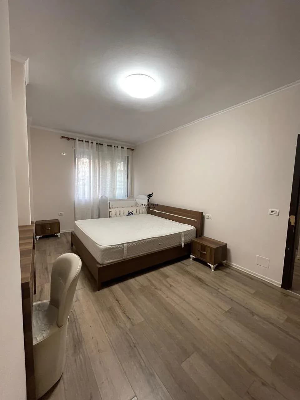 APARTAMENT ME QERA 2+1 FRESK 45.000 LEKE 4