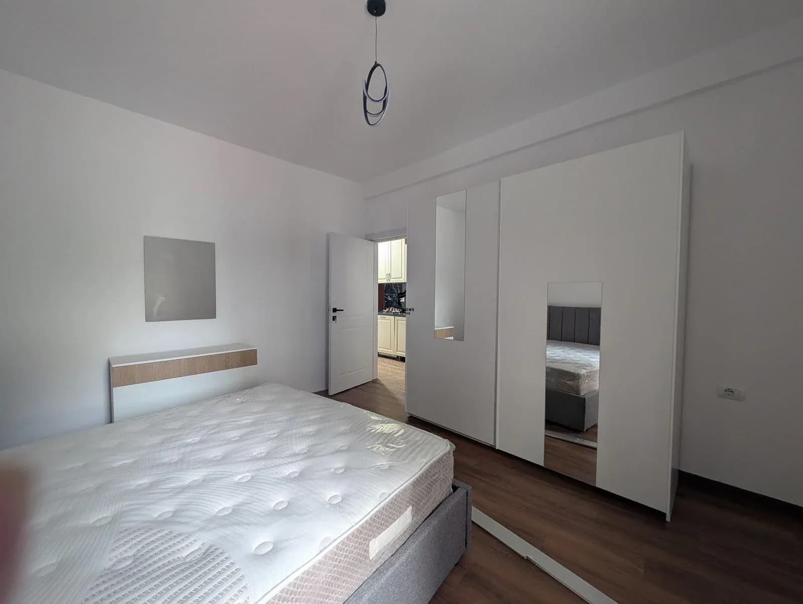 APARTAMENT ME QERA 2+1 DON BOSKO 70.000 LEKE 3