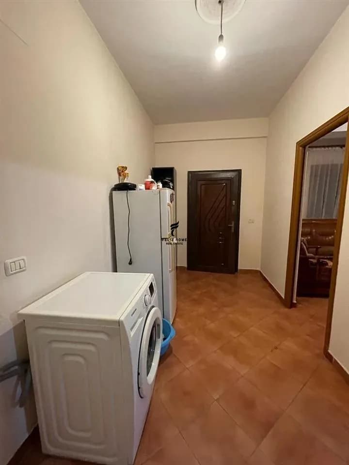 APARTAMENT ME QERA 1+1 DON BOSKO 38.000 LEK 3