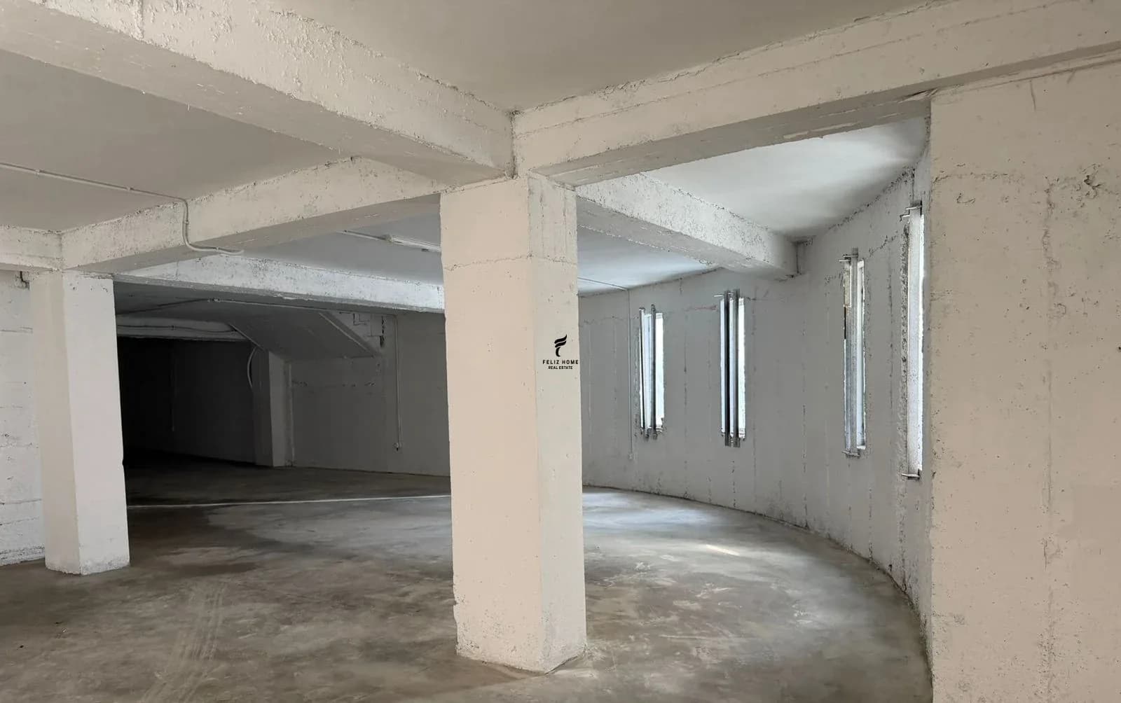 MAGAZINE ME QERA 500 M2 SHKOZE 200.000 LEKE