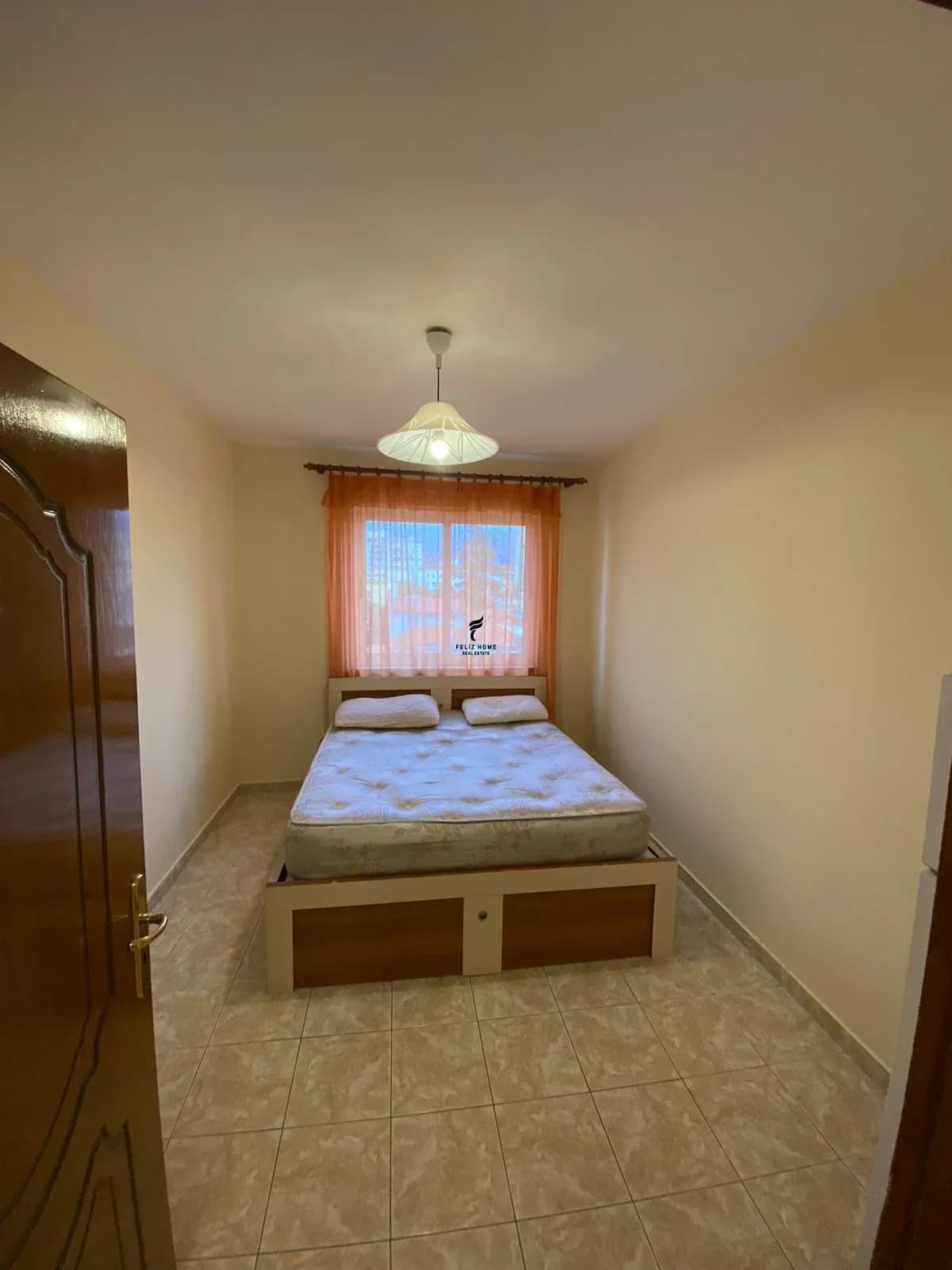 APARTAMENT ME QERA 2+1 MINE PEZA 65.000 LEKE 4