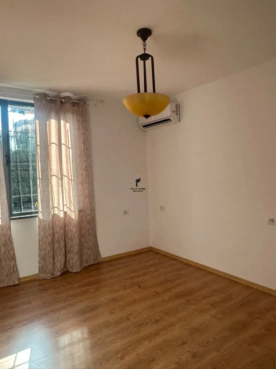 ZYRE ME QERA 50 M2 BULEVARDI ZOGU I 1 65.000 LEKE 3