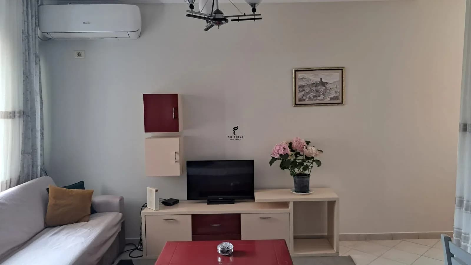 APARTAMENT ME QERA 2+1 QENDER 55.000 LEKE 3