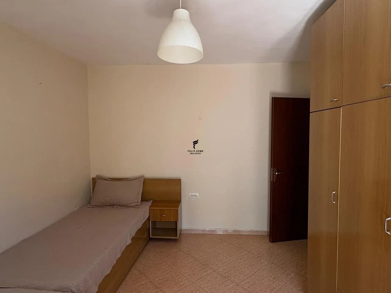 APARTAMENT ME QERA 2+1 RRUGA E ELBASANIT 55.000 LEKE 4