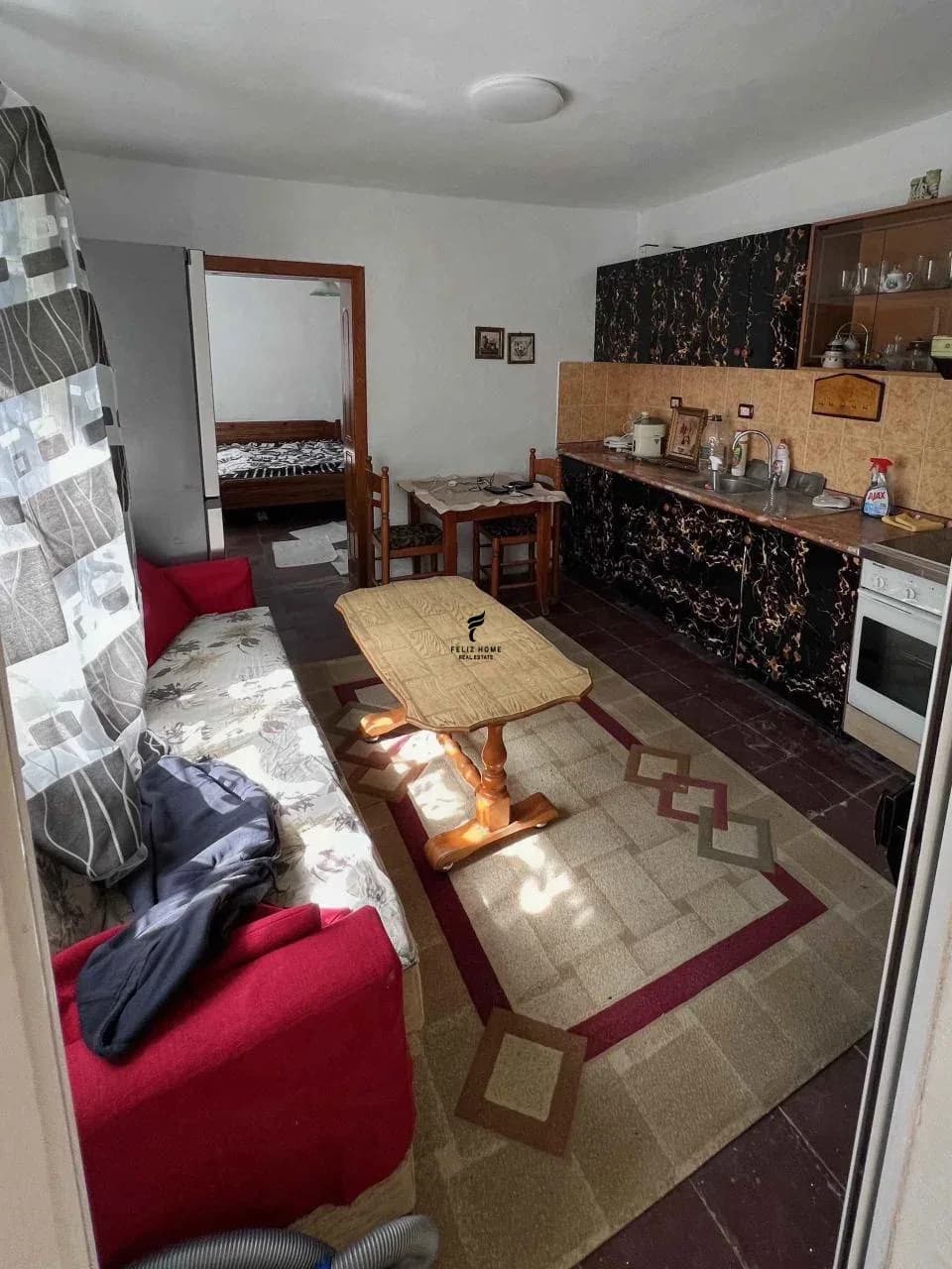 APARTAMENT ME QERA 2+1 RRUGA JORDAN MISJA 40.000 LEKE 3
