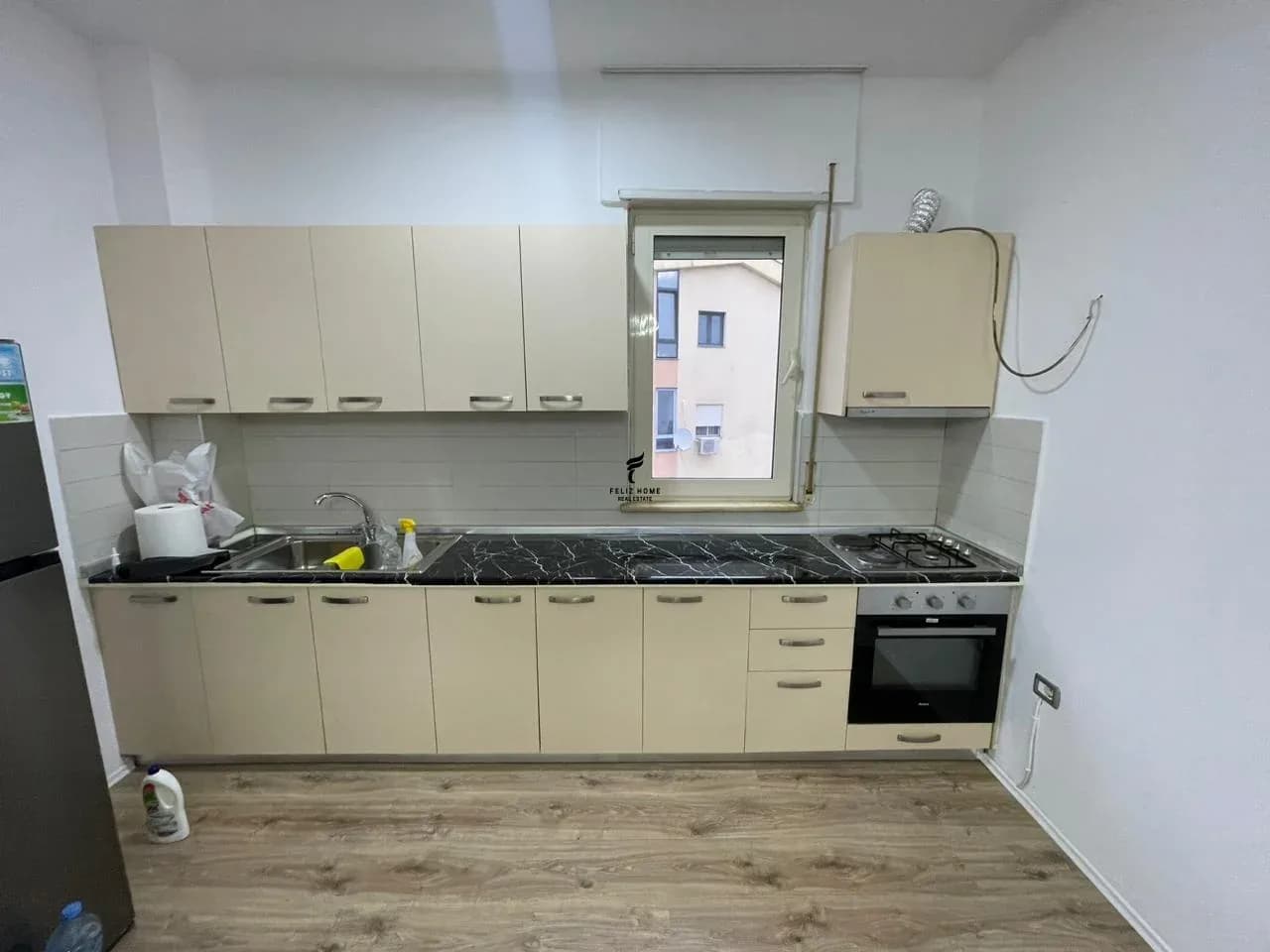APARTAMENT ME QERA 1+1 LIQENI I THATE 60.000 LEKE 3