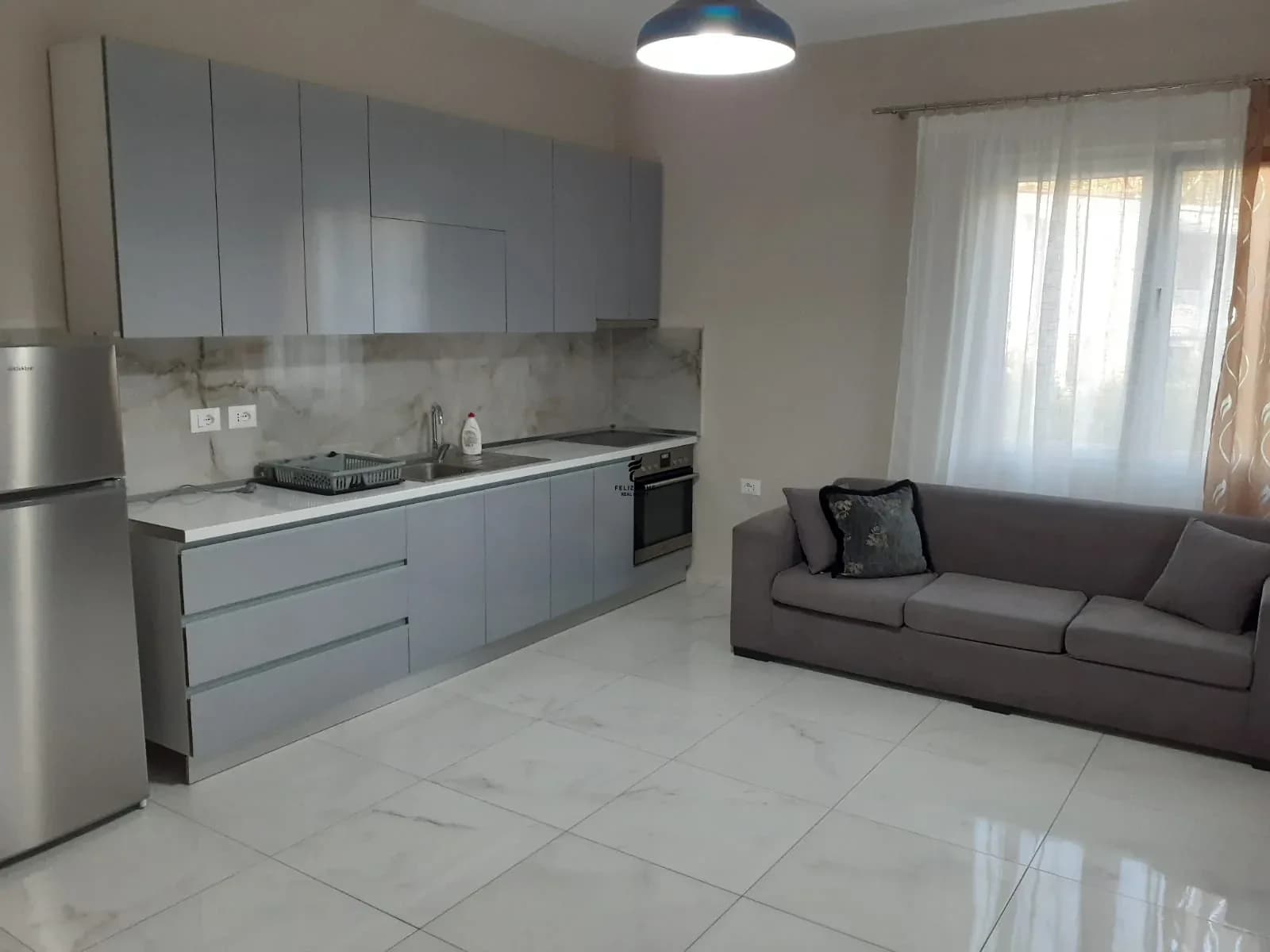 APARTAMENT ME QERA 3+1 RRUGA E ELBASANIT 55.000 LEKE 2